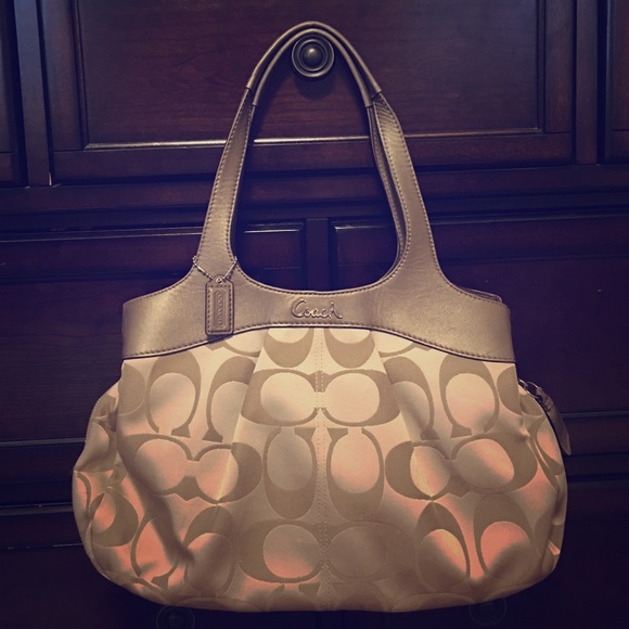 Coach signature shoulder hobo