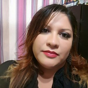 Meet your Posher, Delmi