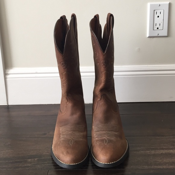 Ariat Heritage Western R Toe Cowboy Boots