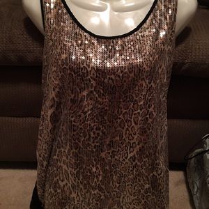 Gorgeous Tank! Great for the upcoming holidays!