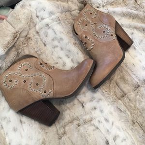 Steve Madden booties