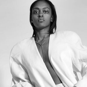 Meet your Posher, Linzetta