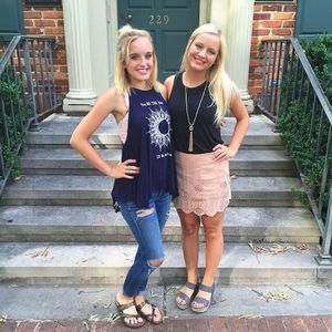 Meet your Posher, Alexia