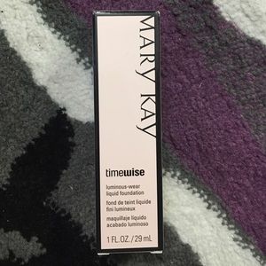 Mary Kay timewise luminous-wear liquid foundation