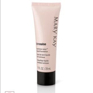 Mary Kay timewise luminous-wear liquid foundation