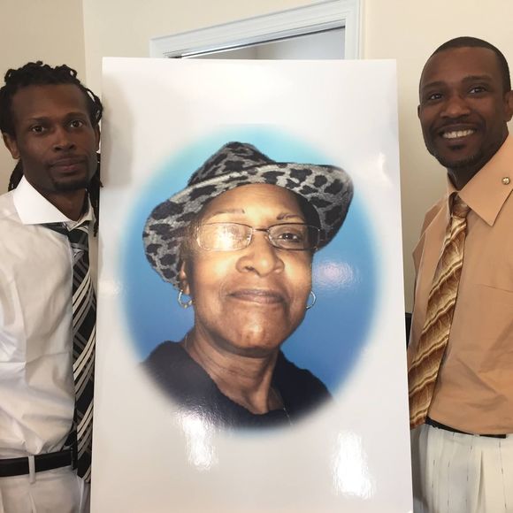 Meet your Posher, Papadad