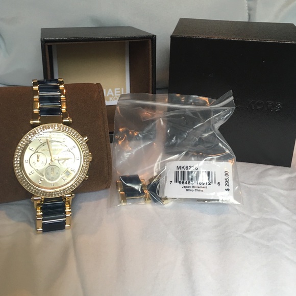 NWT!! Michael Kors Parker Watch - Picture 3 of 3