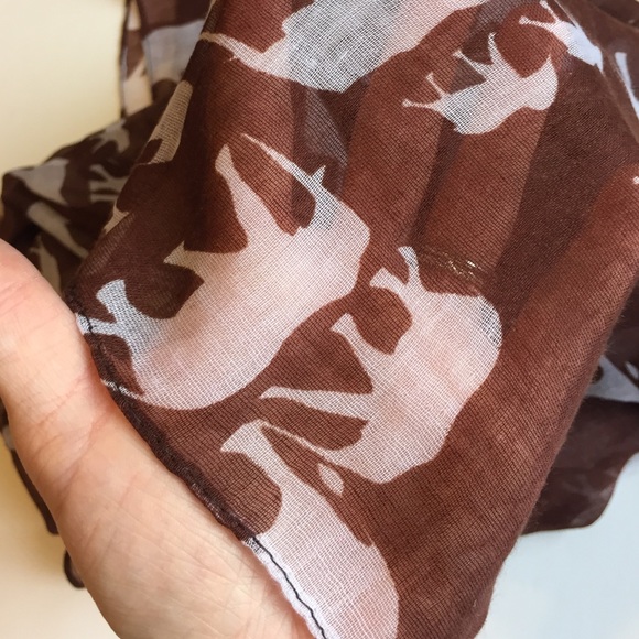 🎉HP🎉 NWT Elephant Print Infinity Scarf - Picture 4 of 4