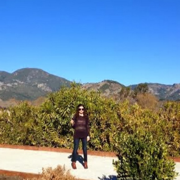 Meet your Posher, Dana - Picture 1 of 1