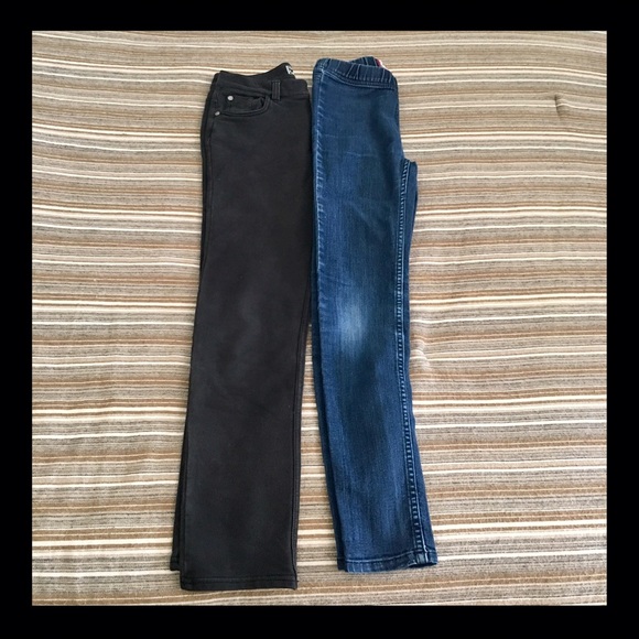 Bundle of 2 Pants for Girls. - Picture 1 of 4