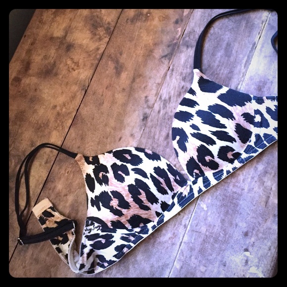 Victoria's Secret Very Sexy Leopard Bra