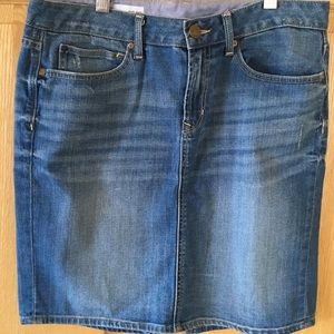GAP 1969 Distressed Denim skirt