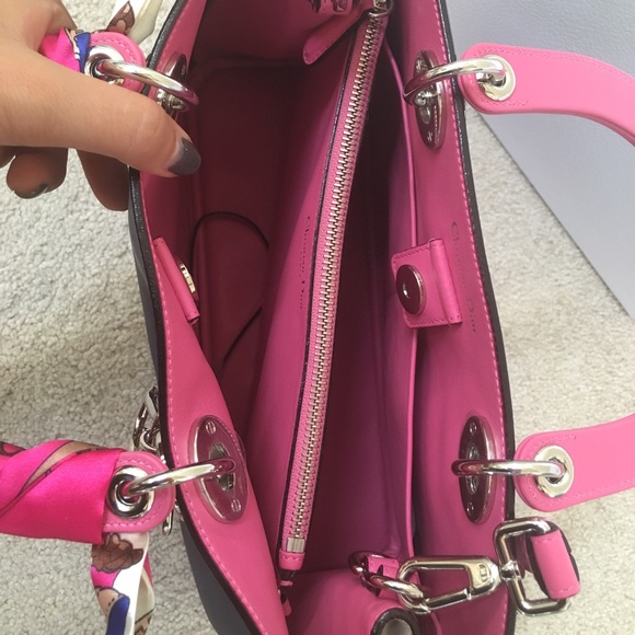 Brand new never worn Christian Dior diorissimo bag - Picture 3 of 4