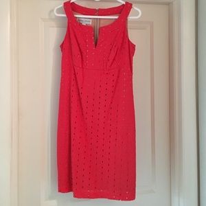 Donna Rico sleeveless dress. Coral color.