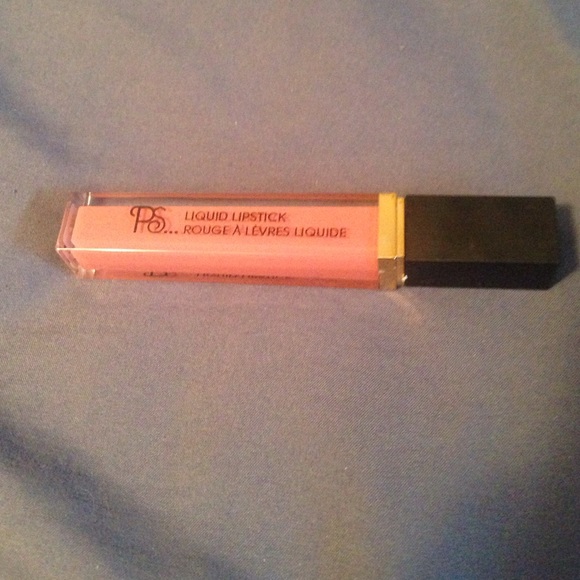 Rose nude liquid lipstick