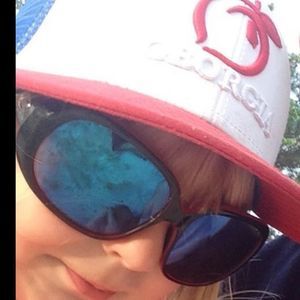 Meet your Posher, Linda