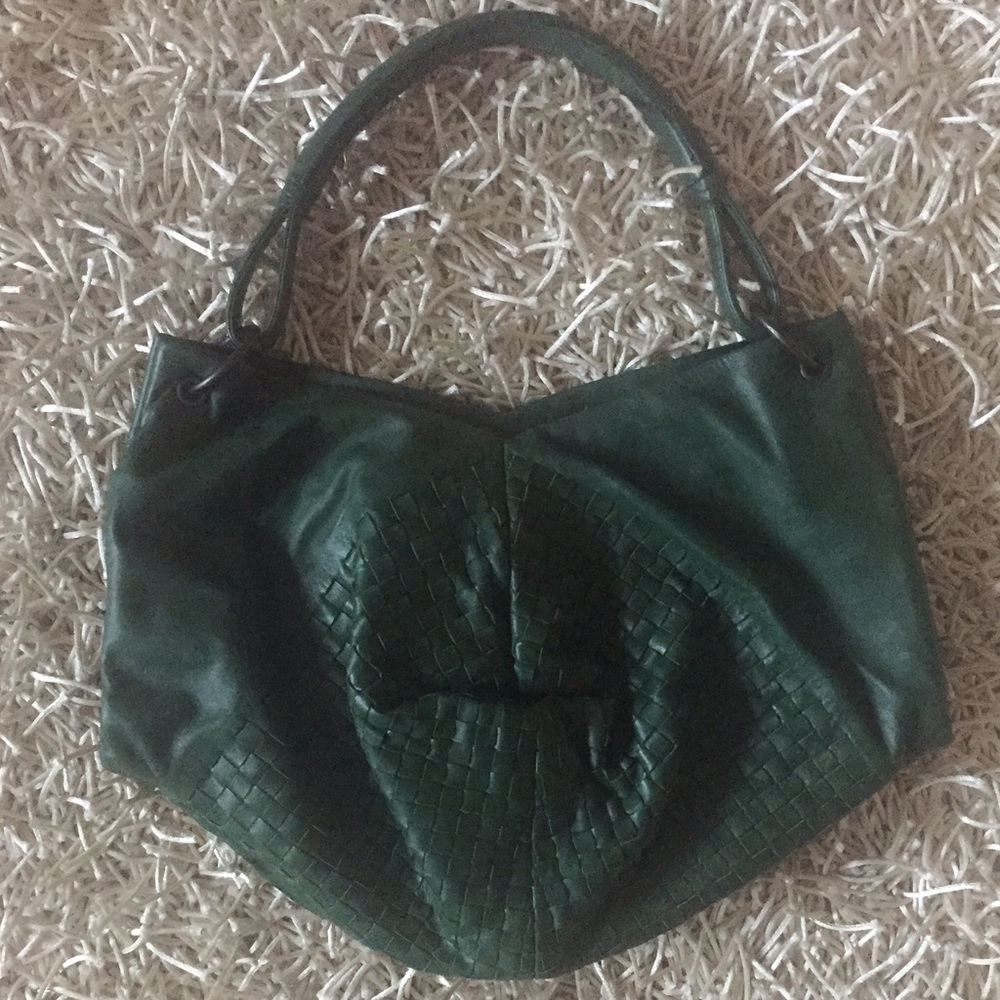 Authentic Bottega Veneta Shoulder Bag
