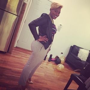 Meet your Posher, Kelly