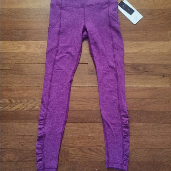 Lululemon Speed Tight IV Rulu, size 6