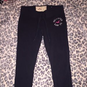 Navy blue Hollister skinny sweatpants