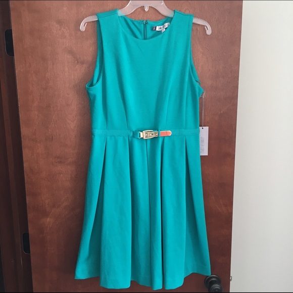 Beautiful green sleeveless dress