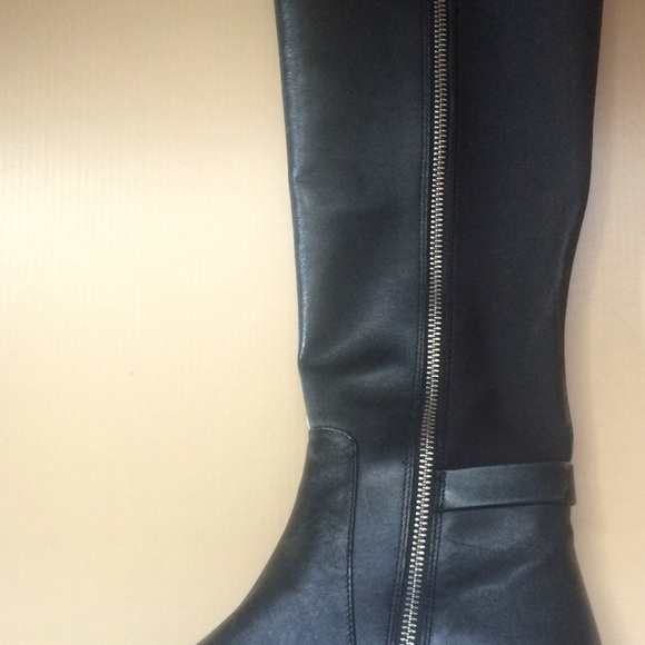 MICHAEL KORS BLACK BOOTS - Picture 3 of 4