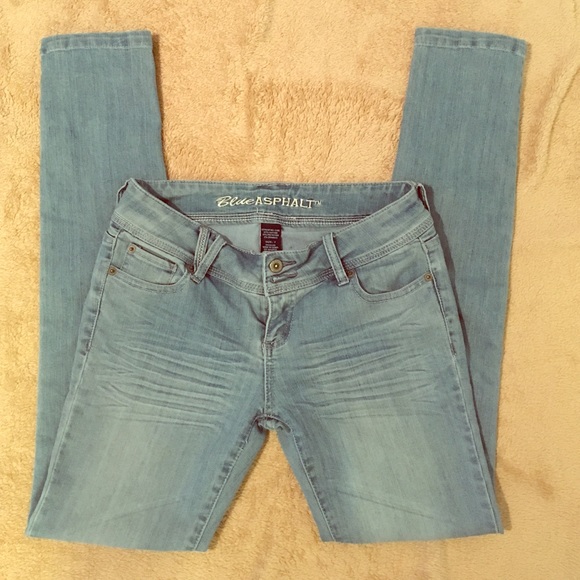 Light denim skinny jeans