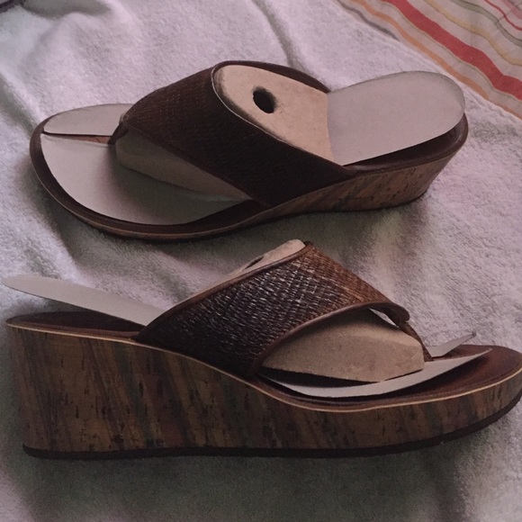 Clarks Wedge Flop Flops Size 10