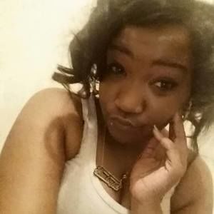 Meet your Posher, Latoya