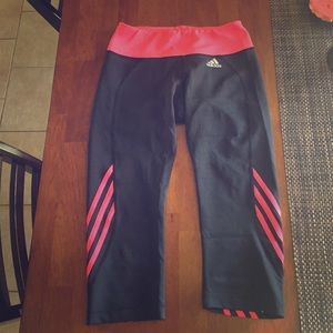 Adidas crop legging size MED