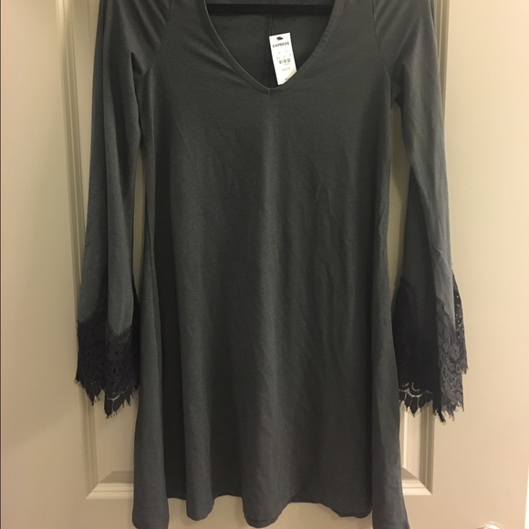 XS Long sleeve dress from Express. NWT