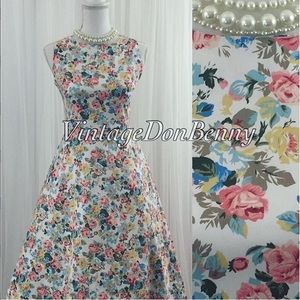 Modern Romantic Floral Dress. *SEE MEASUREMENTS