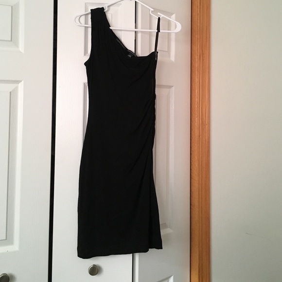 Little black dress with side zipper detail
