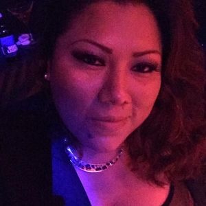 Meet your Posher, Gloria