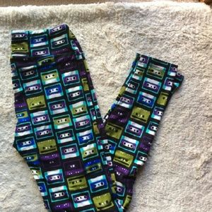 Lularoe cassette tapes leggings size tc