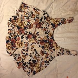 American Eagle crop top