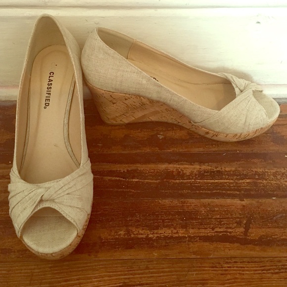 Cork wedges, reposhing