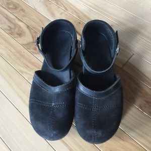 Black MaryJanes