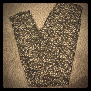 Lululemon SE pants sz 8