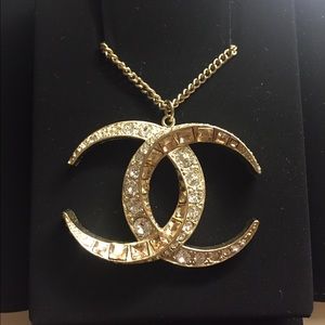 Authentic Chanel Crescent Moon Dubai Gold Necklace