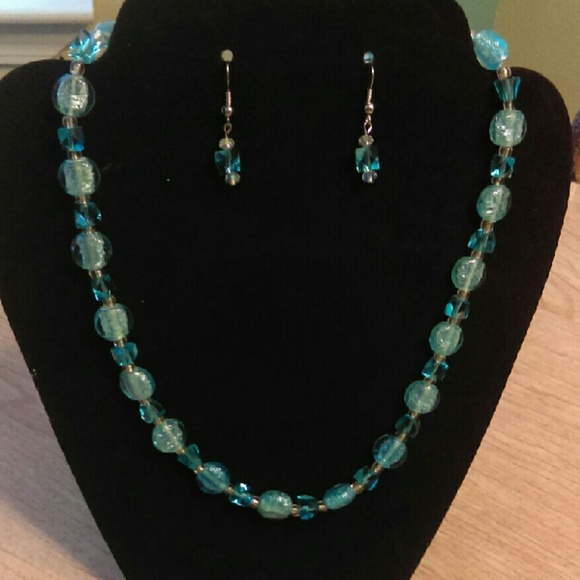 Handmade beaded jewelry, necklace/bracelet/earring - Picture 1 of 2