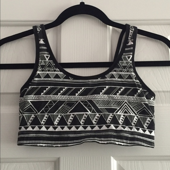 VS Pink Sports Bra Black and white tribal print