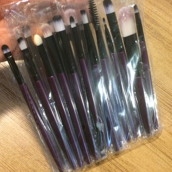 Makeup brush set 20 piece - Picture 3 of 3