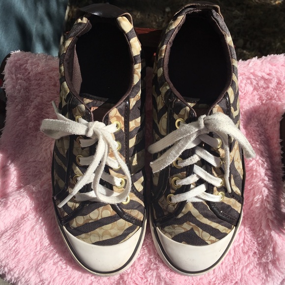 Coach Shoes - ❤️Coach Tennis Shoes, Broken In!❤️