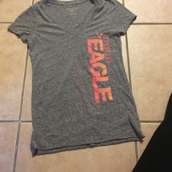 Cute American Eagle Tee!