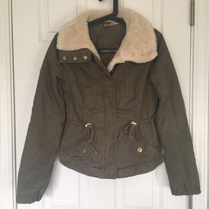 Last Chance‼️H&M Sage Green Jacket Size S