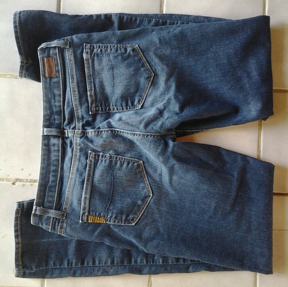 SALE!! Paige skyline skinny jeans sz 27x30 denim