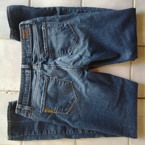 SALE!! Paige skyline skinny jeans sz 27x30 denim