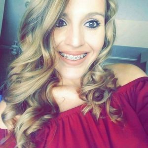 Meet your Posher, Araceli