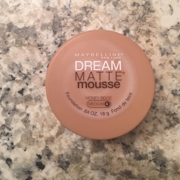 Maybelline Dream Matte Mousse - Picture 1 of 3